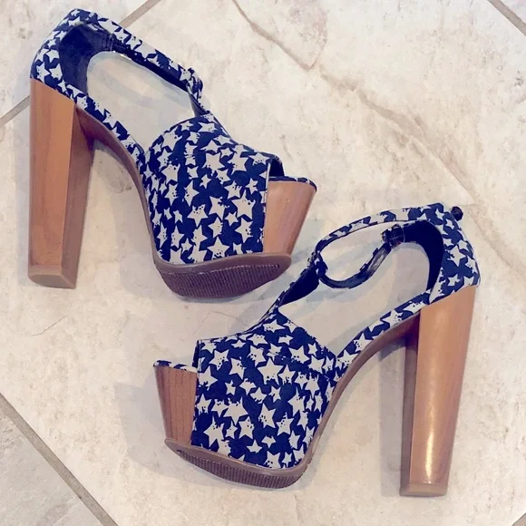 ⭐️Jessica Simpson Dany T-Strap Platforms- Blue American Stars ⭐️ - Picture 4 of 13